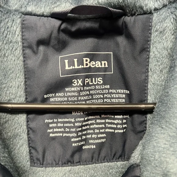 Womens LL Bean vest - Picture 3 of 3